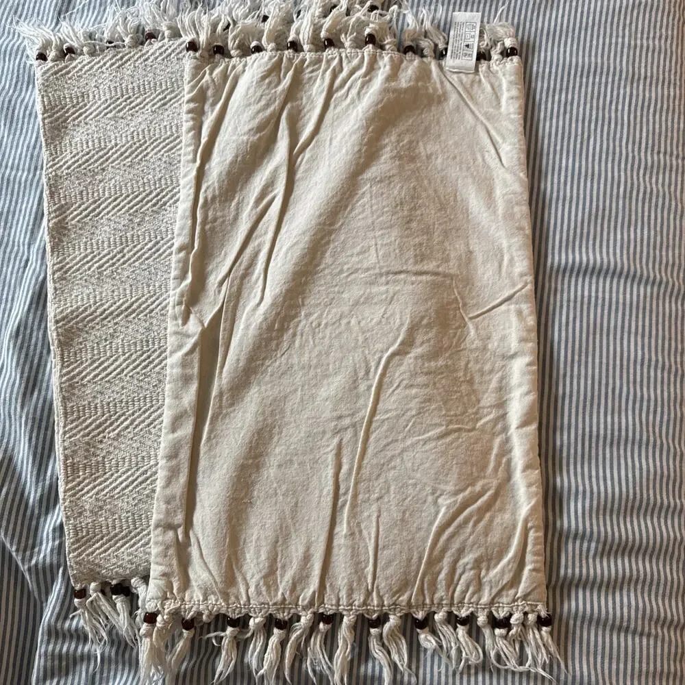 Pier 1 Boho 3 placemats Herringbone Natural W/ beads size 13x19 inch cotton
